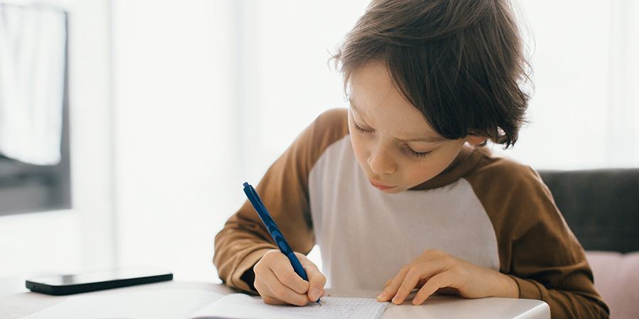 Dicas para minimizar interferências do internetês na escola