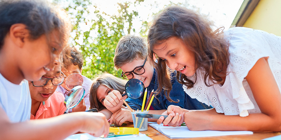 Como a família alimenta a curiosidade que transforma o aprendizado