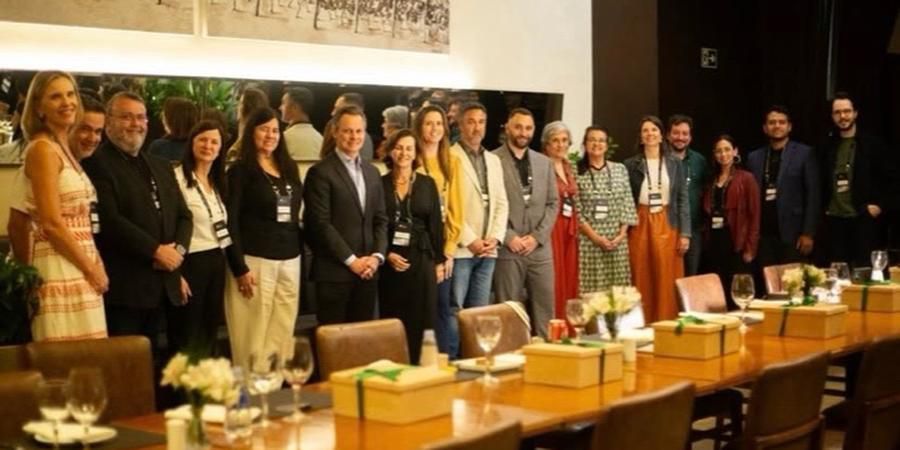 encontro de líderes na educação Anglo Sorocaba 